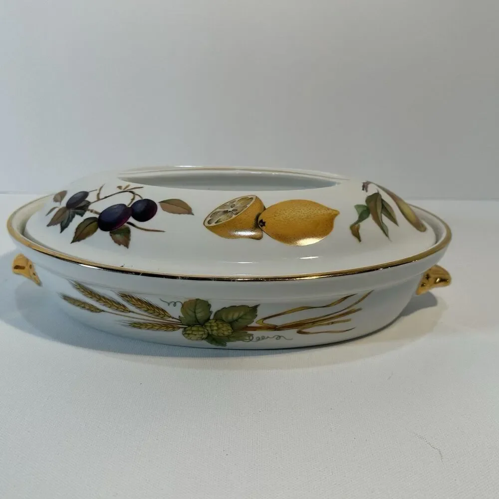Royal Worcester Evesham Gold 5 Piece Casserole Baking Serving Set -Disc -England